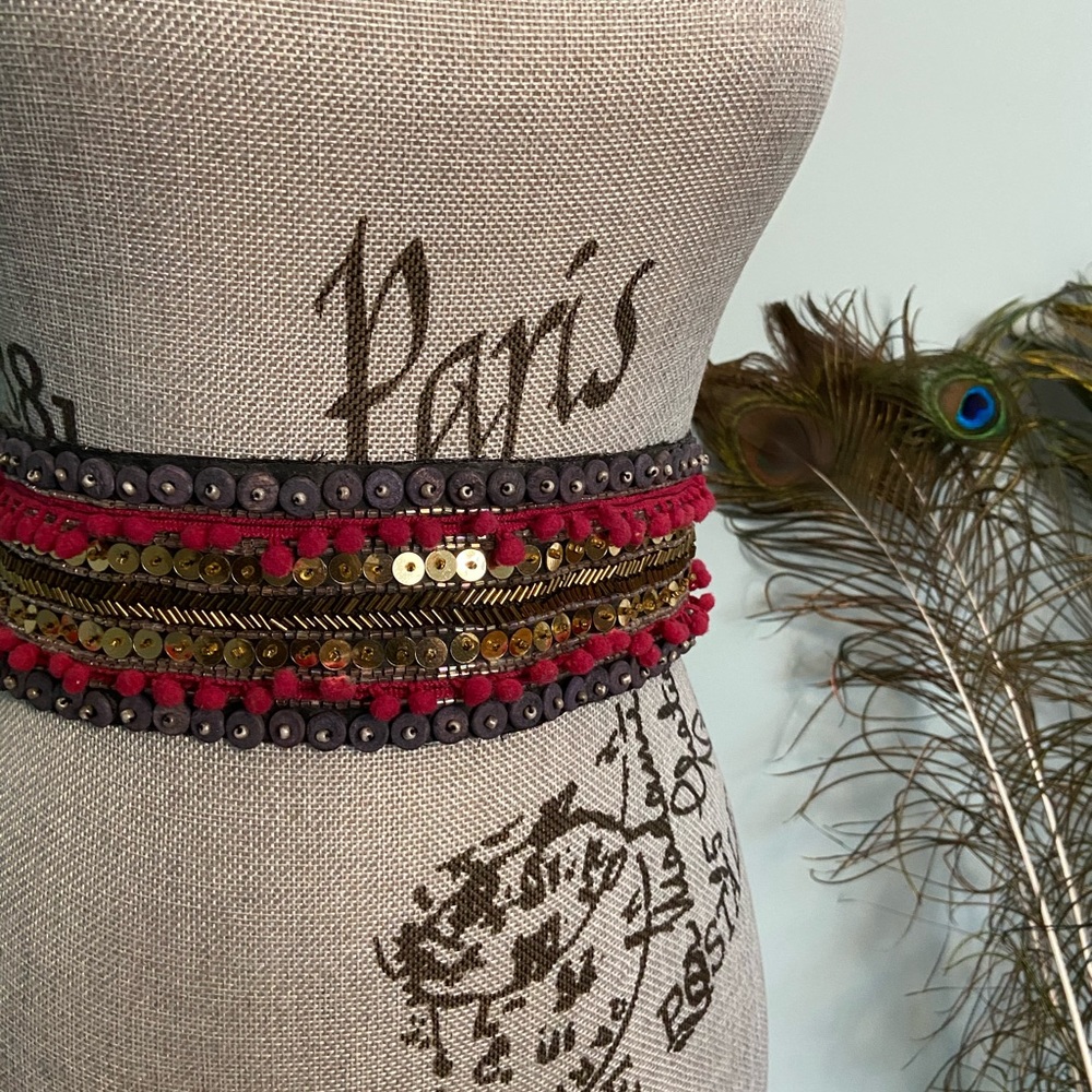 ⭐️HOST PICK⭐️ NEW Anthropologie Beaded Belt, S